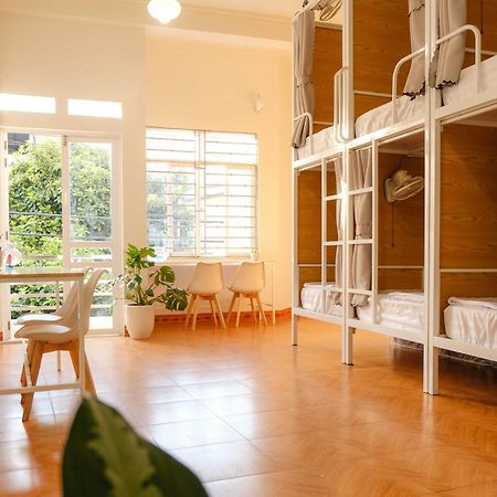 Lazy Cat Homestay - Motorbikes Rental & Tours Hà Giang Zewnętrze zdjęcie